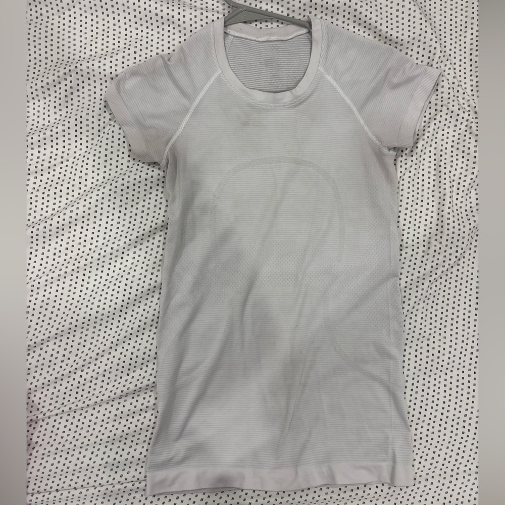 Lululemon swiftly tech size 4 - Picture 2 of 7